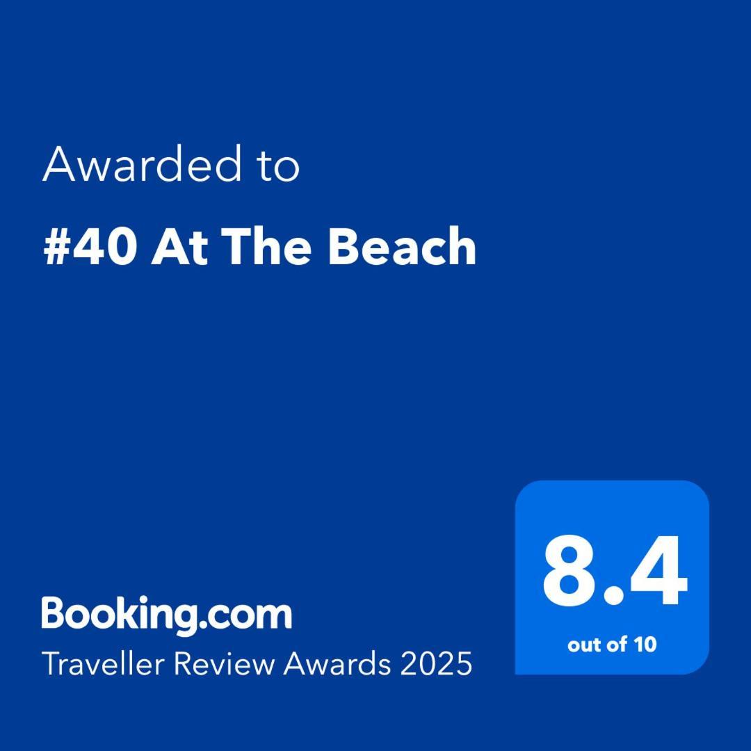 #40 At The Beach Waitarere 외부 사진